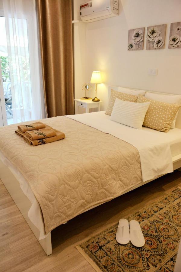 Sunny Days In Athens Appartamento Esterno foto