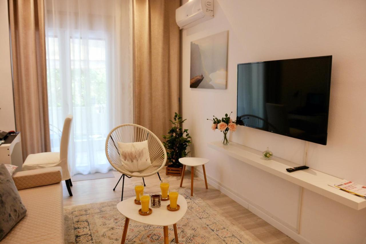 Sunny Days In Athens Appartamento Esterno foto